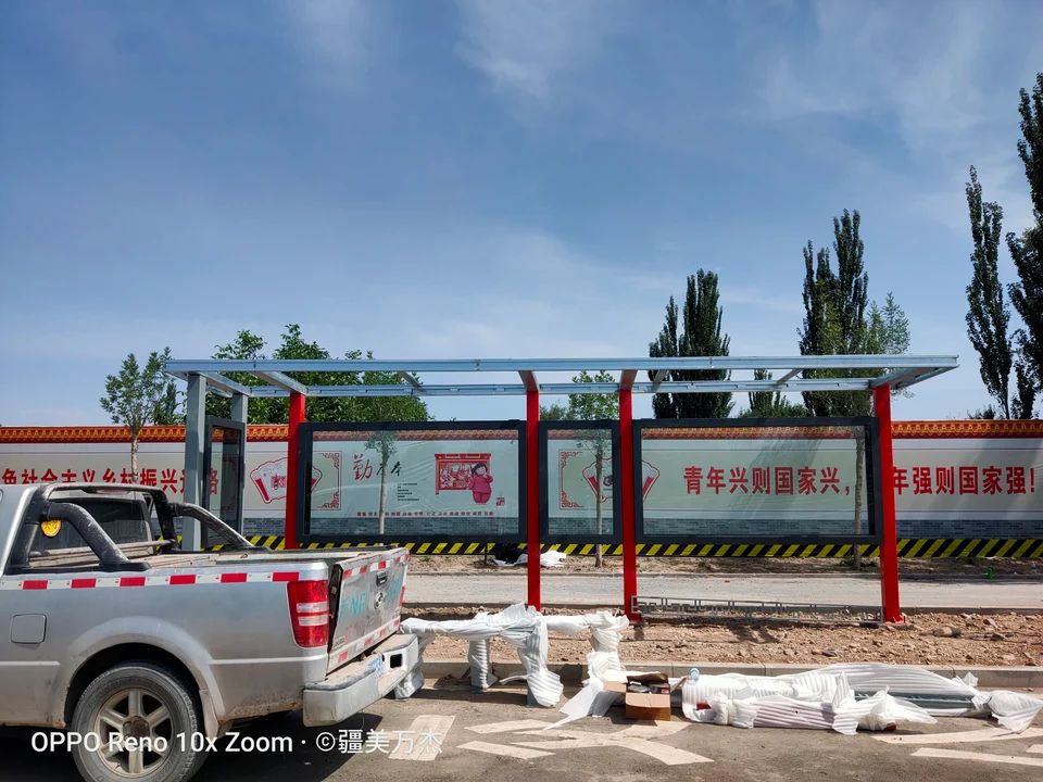 沙雅县公交站台框架及安装现场
